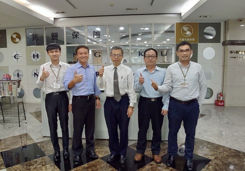 Tham quan thực tập tại Bảo hiểm Mega