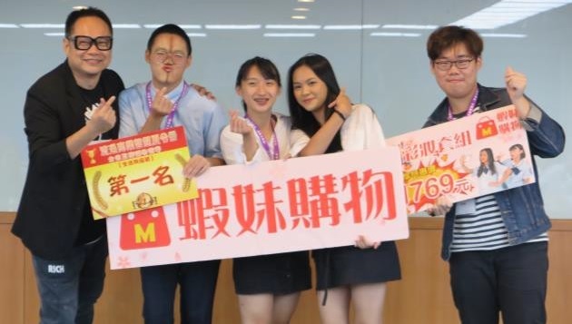 Doanh trại m&ugrave;a h&egrave; th&ocirc;ng minh khoa Logistics 2