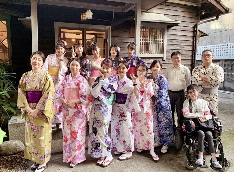 Hoạt Động Ngoại Ngữ 1 &ndash;Trải Nghiệm Mặc Trang Phục Yukata