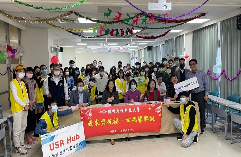 Hoạt Động Gi&aacute;ng Sinh